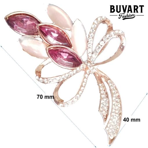 brooch in purple details