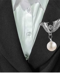 Alternative view of Silver crystal Brooch: Wings with a larger pearl