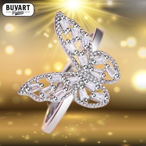 Silver crystal ring