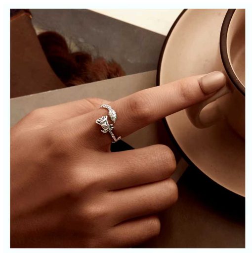 Ring Rose and snake
