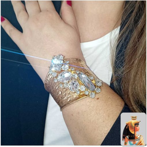 Cleopatra bracelet gold