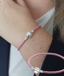 Pink bracelet with silver clip - Image 3