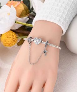 safety chain green zircon