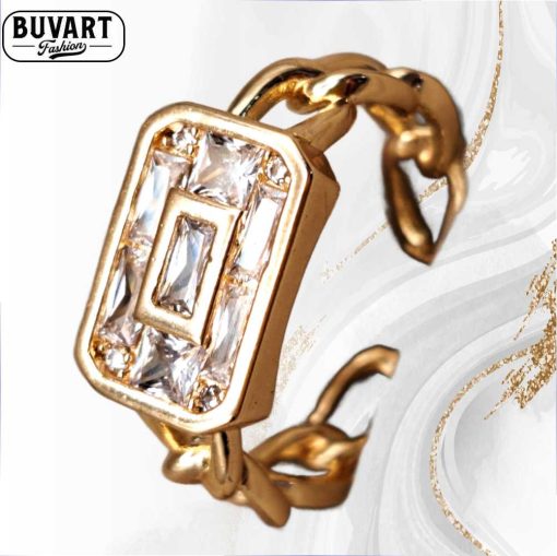 Gold crystal ring zircons