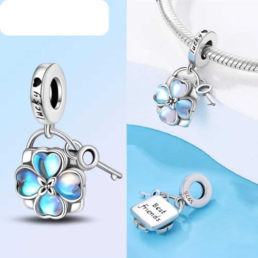 pendant Blue flower