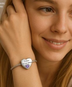 Pendant sister love