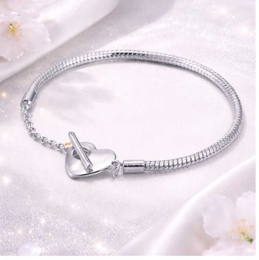 Silver bracelet heart