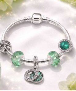 Pandora set in green