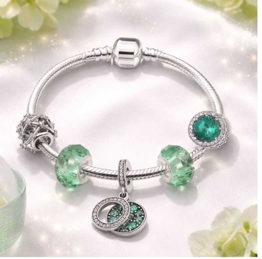 Pandora set in green