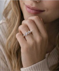 Gold ring Noir Starfall