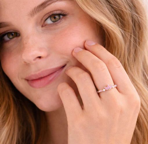 Gold ring Blush Petal