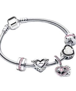 Mom Heart Charm Bracelet