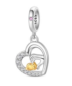 Pendant Mother’s Embrace Love