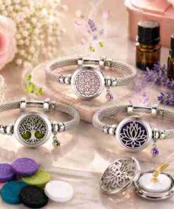 Jewelry with fragrance